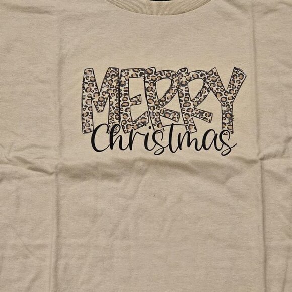 Merry Christmas- cheetah beige/tan T-Shirt unisex Large - Picture 2 of 3